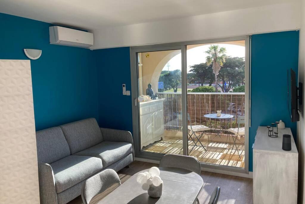 Ferienwohnung Escapade Au Port Hyères Exterior foto